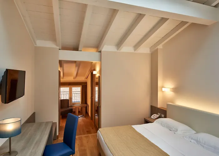 Hotel Centrale Szálloda 4*