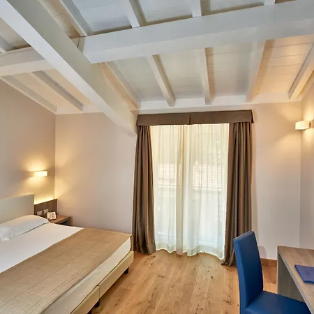 Hotel Centrale Hotel 4*