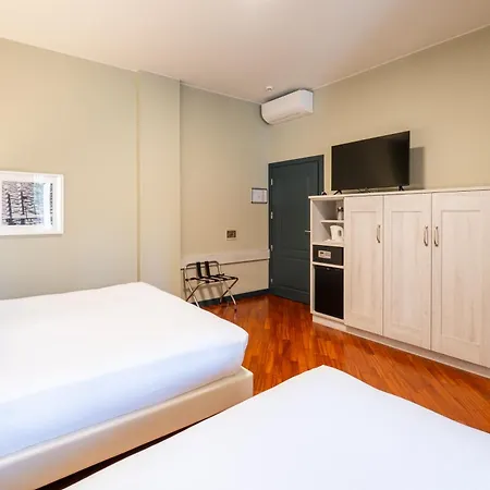 Hotel Centrale 4*