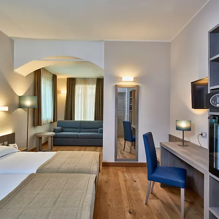 Hotel Centrale 4* Cernobbio