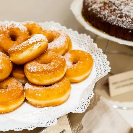 Ξενοδοχείο Hotel Centrale Τσερνόμπιο