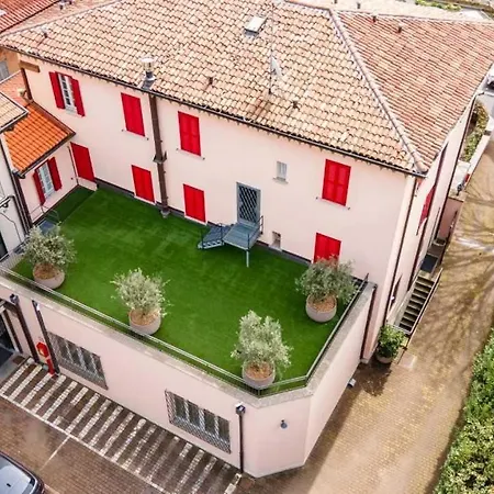 Hotel Centrale Τσερνόμπιο