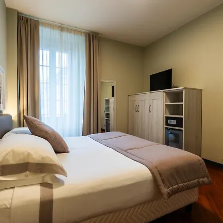 Hotel Centrale 4* Τσερνόμπιο