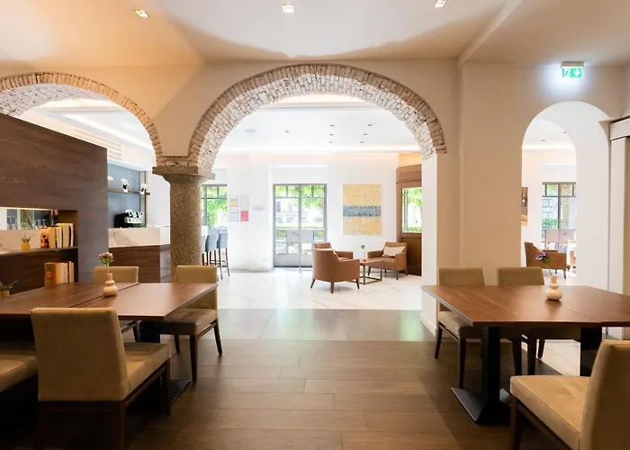 Hotel Centrale 4*