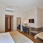 Hotel Centrale Hotel 4*